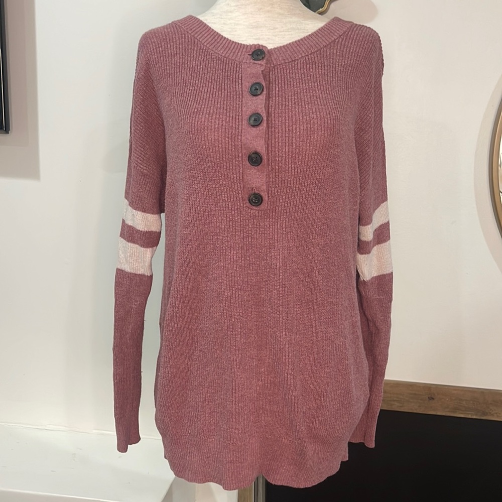 American Eagle Pink Sweater - Small